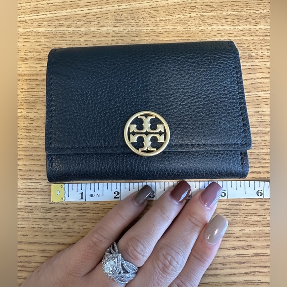 Tory Burch Handbags - Tori Burch wallet